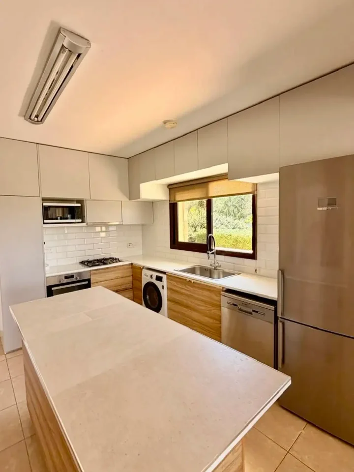 Detached house for rent 200 m² in Paphos, Pegeia