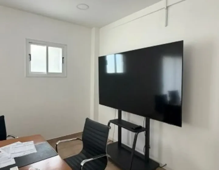 Γραφείο 280 μ² προς ενοικίαση στην τοποθεσία Larnaca, Larnaka - Agios Nikolaos