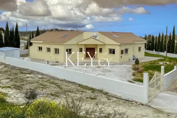 Detached house for rent 250 m² in Paphos, Kathikas