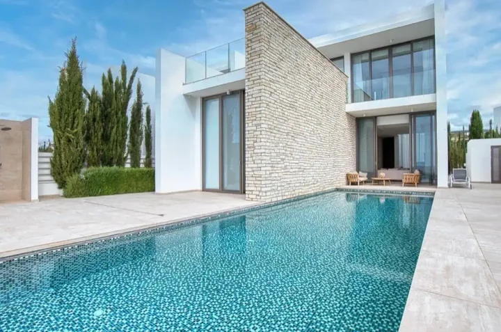 Βίλα προς ενοικίαση 280 μ² στην τοποθεσία Paphos, Pegeia