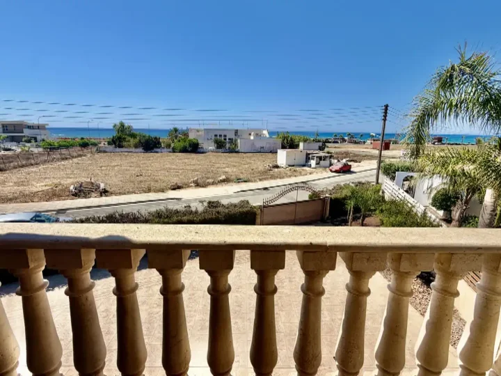 3-bedroom detached house for rent 140 m² in Famagusta, Agia Thekla