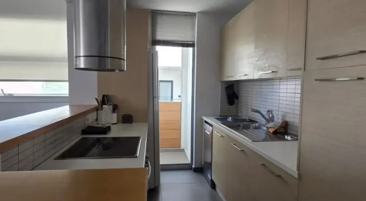 3-bedroom apartments for rent 85 m² in Limassol, Limassol - Mesa Geitonia
