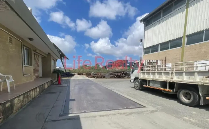 Residential properties for rent 2671 m² in Limassol, Limassol - Tsiflikoudia