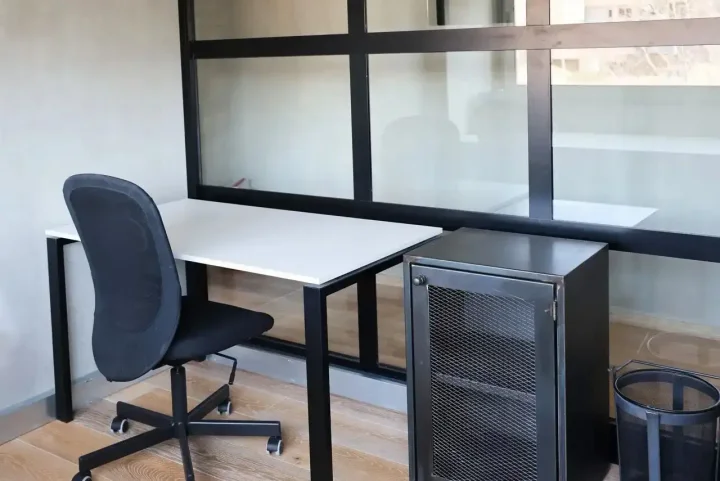 Office 300 m² for rent in Limassol, Limassol - Agia Zoni