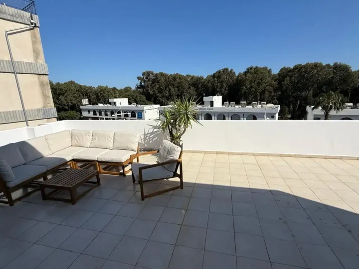 3-bedroom apartments for rent 200 m² in Limassol, Germasogeia Tourist Area