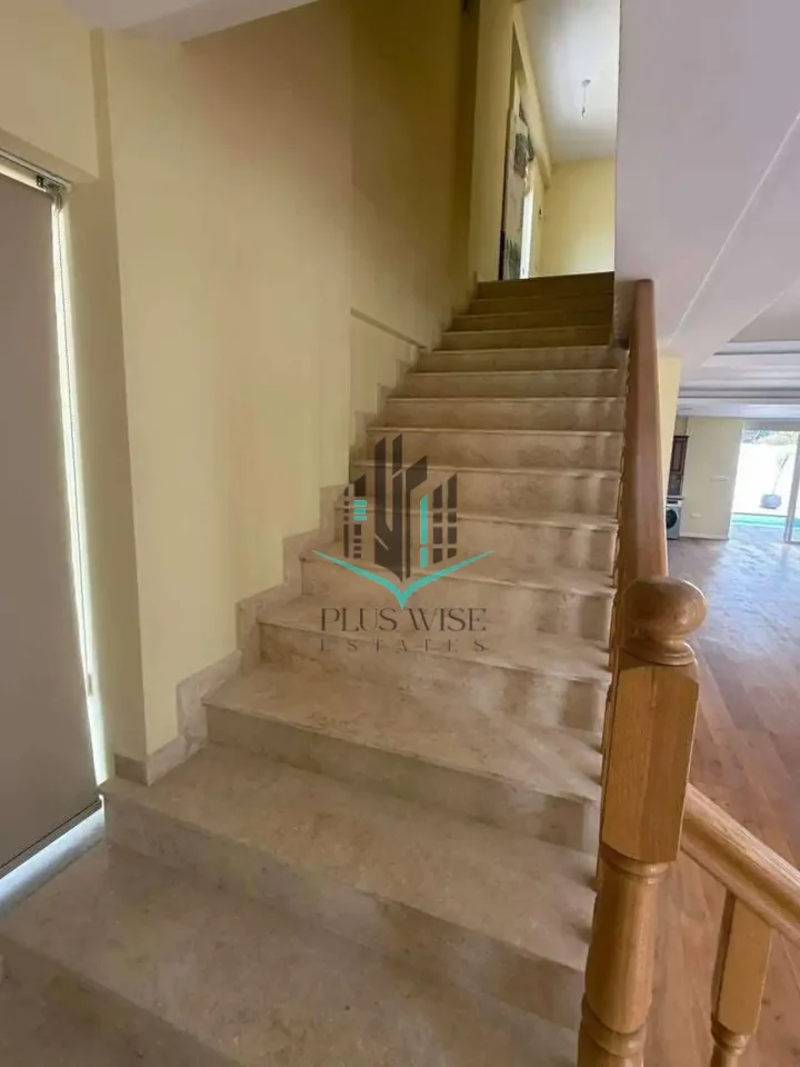 4-bedroom villa for rent 230 m² in Larnaca, Oroklini