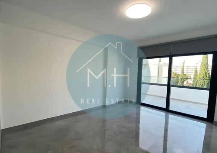 3-bedroom apartments for rent 120 m² in Limassol, Historical Center
