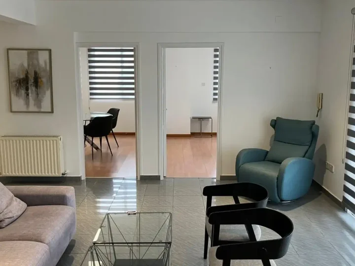 Office 120 m² for rent in Limassol, Limassol - Petrou Kai Pavlou