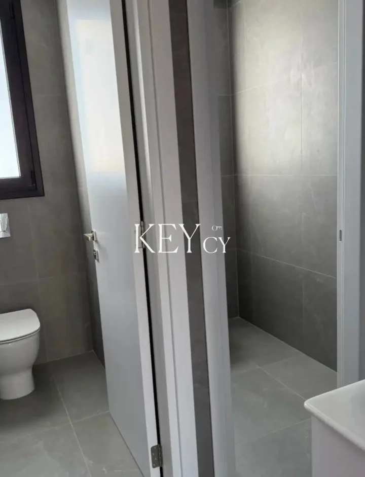 Офис 549 м² в аренду в Limassol, Limassol - Mesa Geitonia