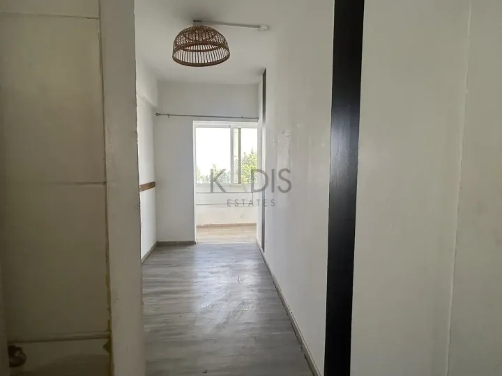 Office 250 m² for rent in Limassol, Limassol - Kapsalos