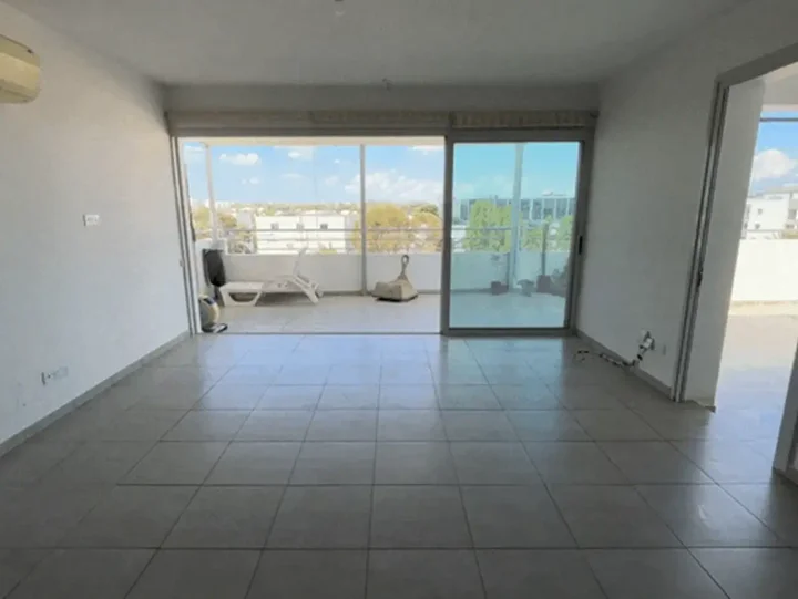 3-bedroom penthouse for rent 180 m² in Nicosia, Strovolos - Agios Vasileios