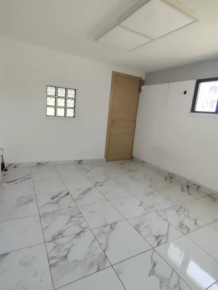 Trading area 60 m² for rent in Limassol, Limassol - Agia Zoni
