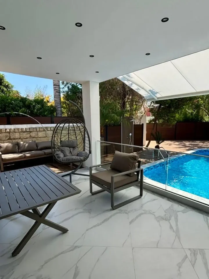 4-bedroom semi-detached house for rent 180 m² in Limassol, Agios Tychon Tourist Area