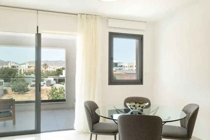 2-bedroom apartments for rent 93 m² in Limassol, Limassol - Mesa Geitonia