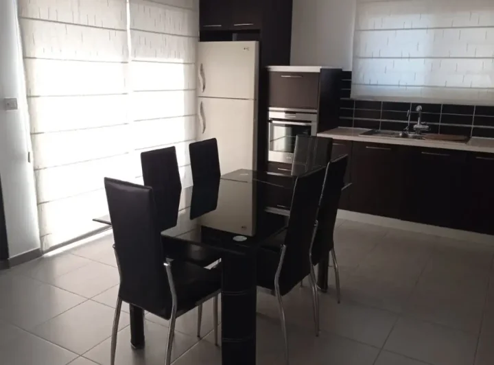 2-bedroom apartments for rent 100 m² in Limassol, Limassol - Mesa Geitonia