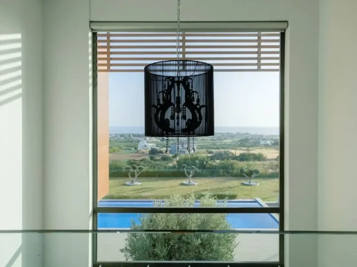 Villa for rent 220 m² in Paphos, Pegeia