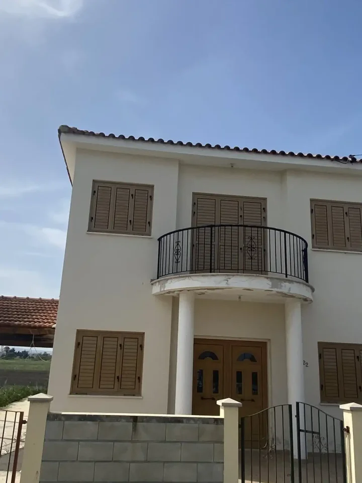 3-bedroom detached house for rent 180 m² in Larnaca, Dekeleia