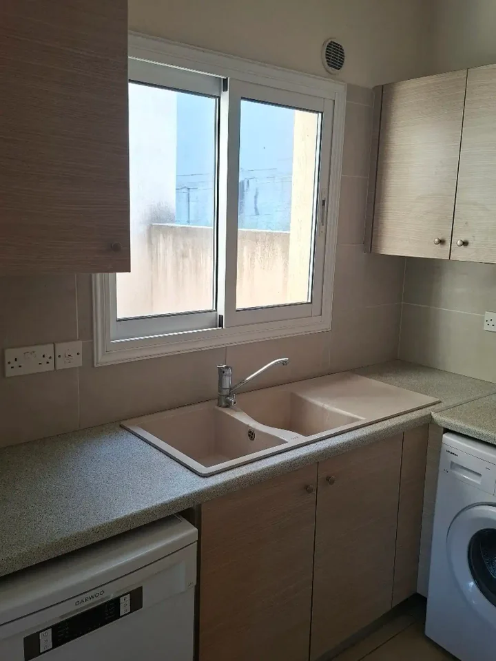 2-bedroom apartments for rent 120 m² in Limassol, Germasogeia