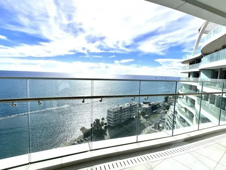 3-bedroom apartments for rent 159 m² in Limassol, Germasogeia Tourist Area