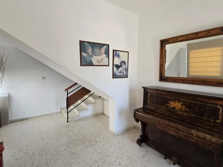 3-bedroom detached house for rent 200 m² in Limassol, Ekali