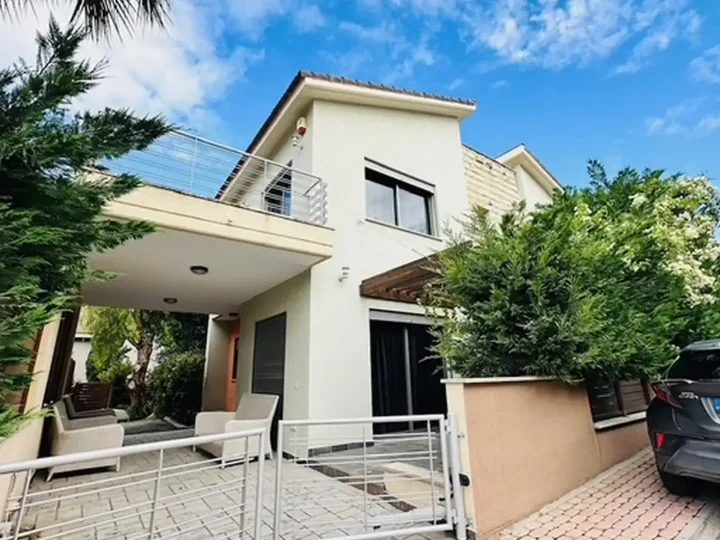 3-bedroom detached house for rent 161 m² in Limassol, Parekklisia Tourist Area