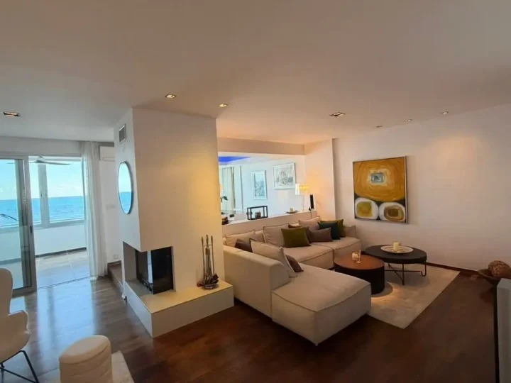2-bedroom penthouse for rent 170 m² in Limassol, Potamos Germasogeias