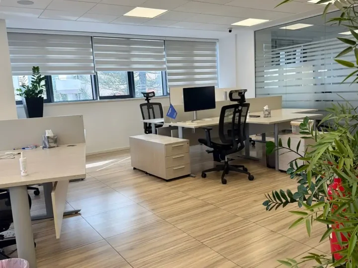 Commercial properties 420 m² for rent in Limassol, Limassol - Agia Zoni