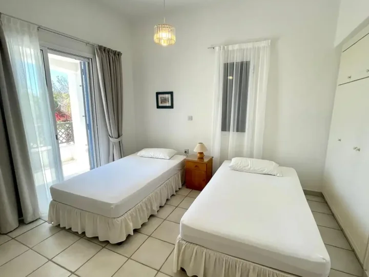 Villa for rent 258 m² in Paphos, Chlorakas