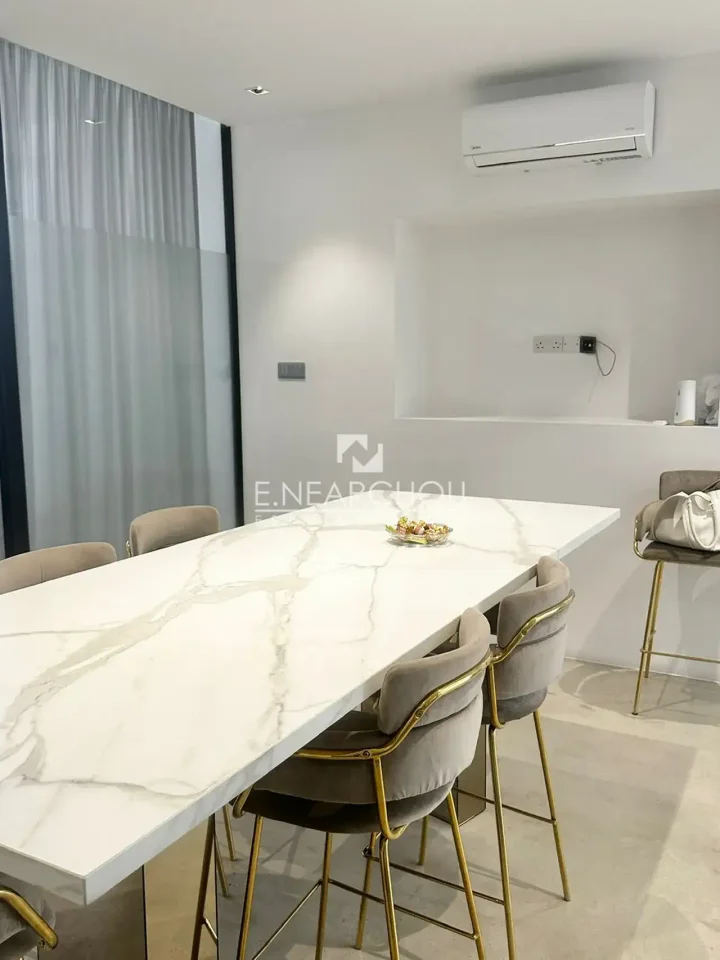 Office 120 m² for rent in Limassol, Germasogeia