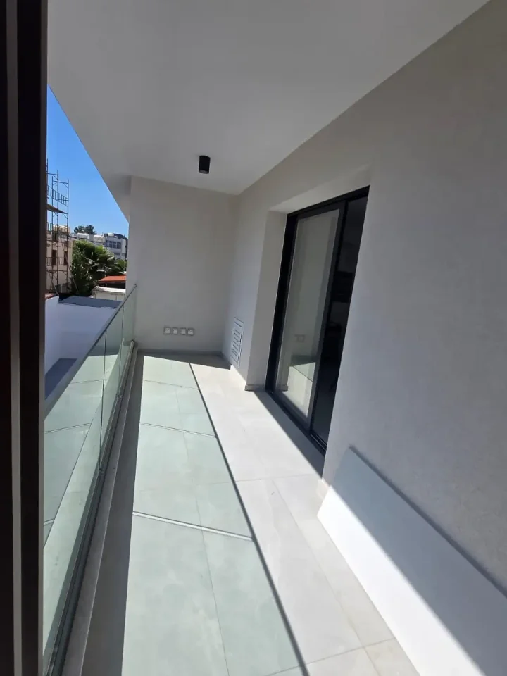 Studio for rent 50 m² in Limassol, Limassol - Zakaki