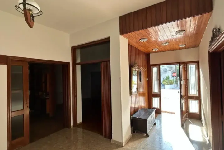 3-bedroom detached house for rent 450 m² in Larnaca, Larnaka - Skala
