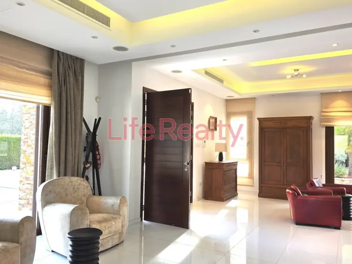 Detached house for rent 480 m² in Limassol, Apesia