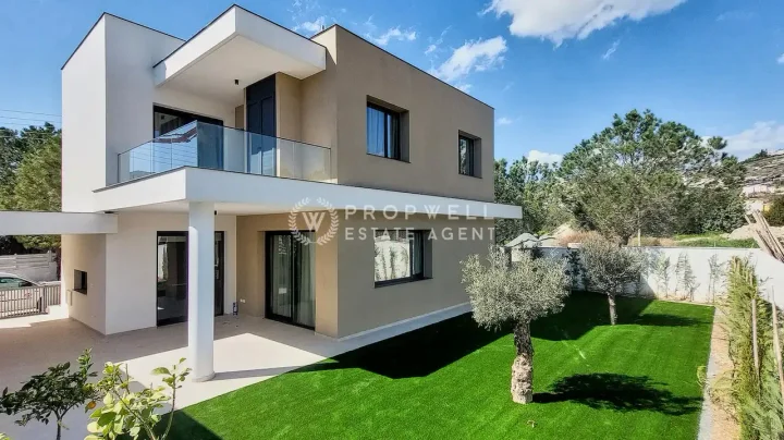 Отдельный дом в аренду 177 м² в Limassol, Agios Tychon