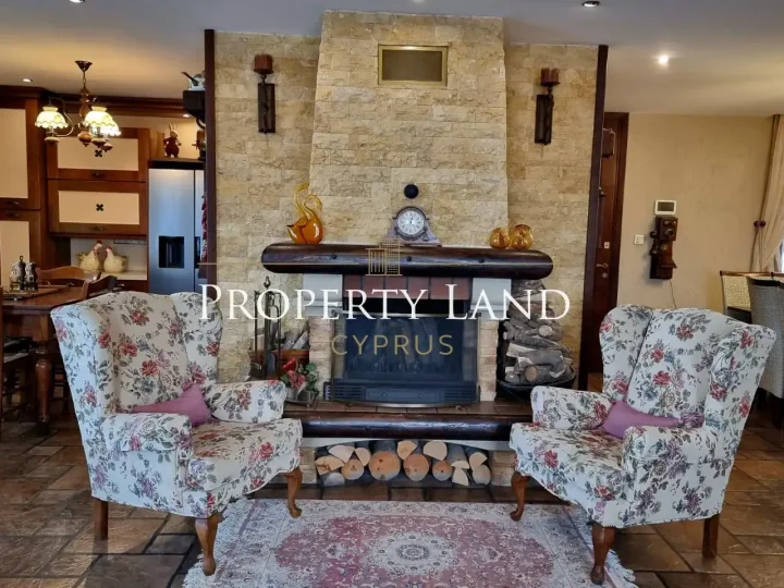 3-bedroom penthouse for rent 144 m² in Larnaca, Larnaka - Sotiros