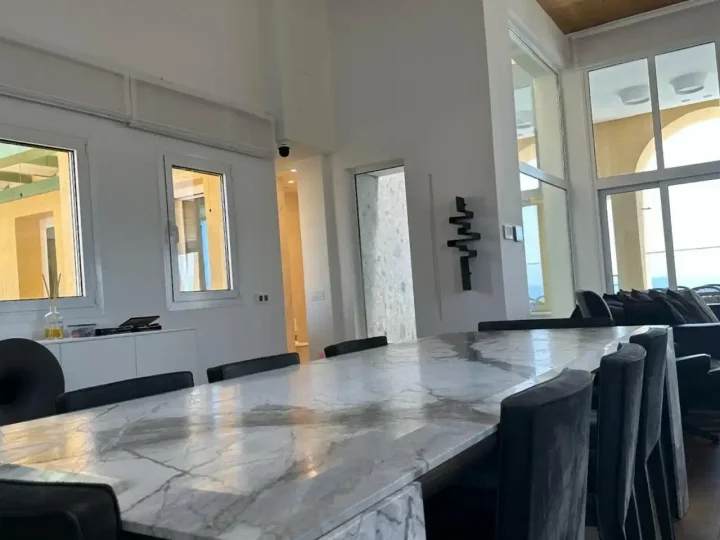 3-bedroom penthouse for rent 294 m² in Limassol, Limassol Marina