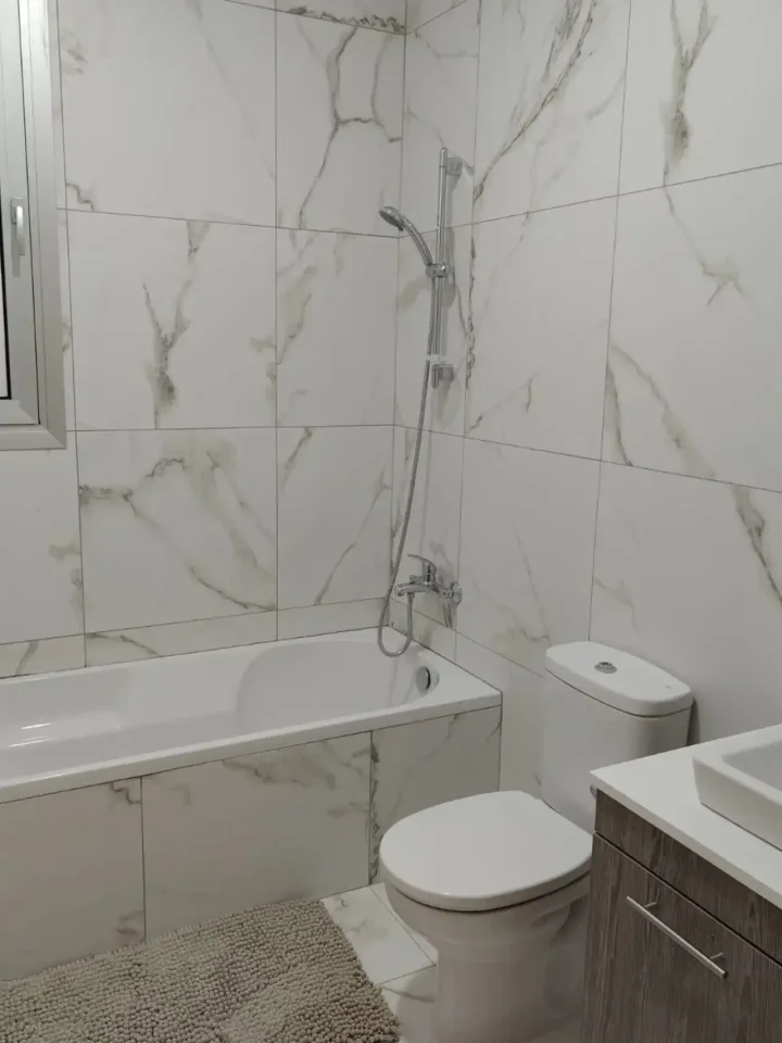 Penthouse for rent 85 m² in Larnaca, Larnaka - Agioi Anargyroi I