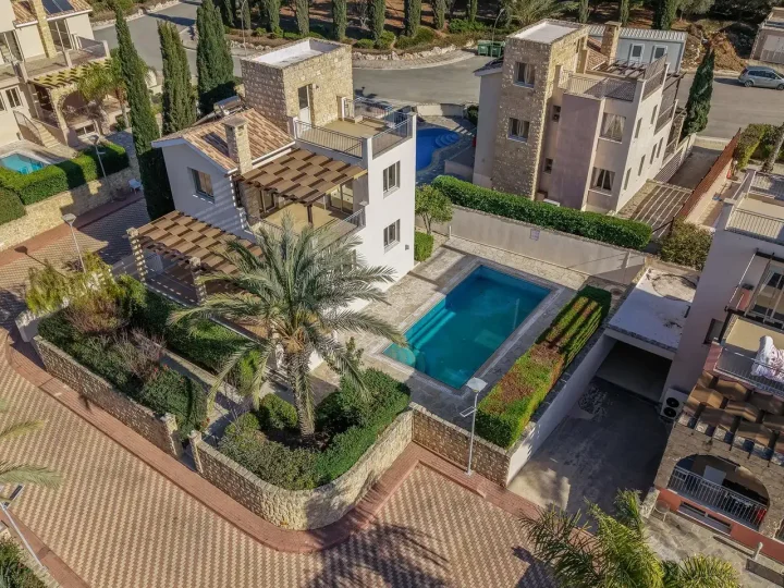 3-bedroom detached house for rent 130 m² in Paphos, Polis Chrysochous