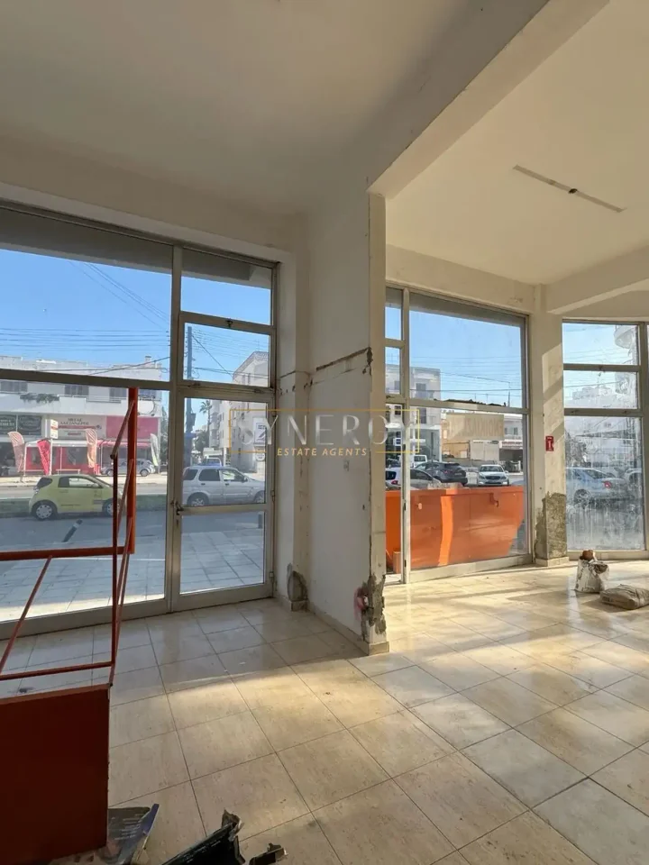 Trading area 95 m² for rent in Nicosia, Agios Dometios - Agios Georgios