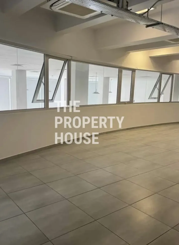 Office 715 m² for rent in Limassol, Agios Athanasios