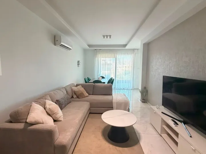 2-bedroom apartments for rent 110 m² in Limassol, Germasogeia Tourist Area