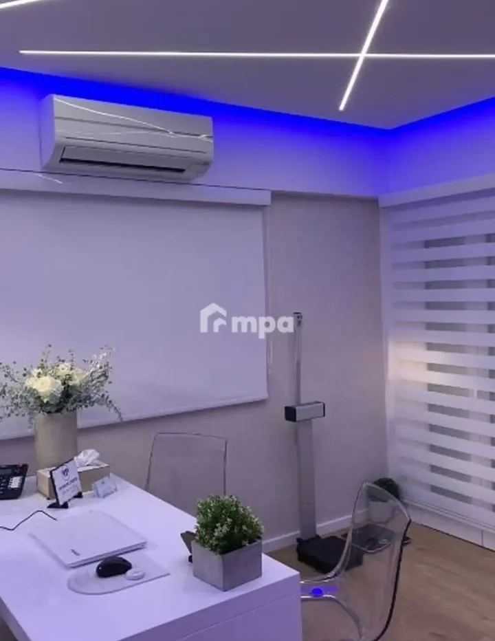 Офис 100 м² в аренду в Nicosia, Nicosia - Lykabittos