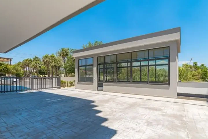 2-bedroom apartments for rent 121 m² in Limassol, Limassol - Mesa Geitonia