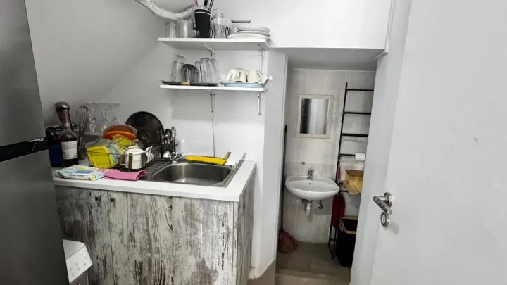 Office 140 m² for rent in Limassol, Limassol - Agia Zoni