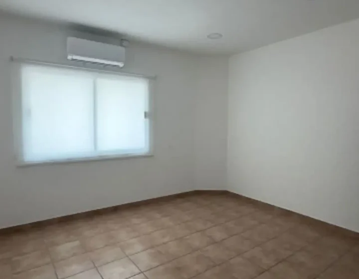 Γραφείο 280 μ² προς ενοικίαση στην τοποθεσία Larnaca, Larnaka - Agios Nikolaos