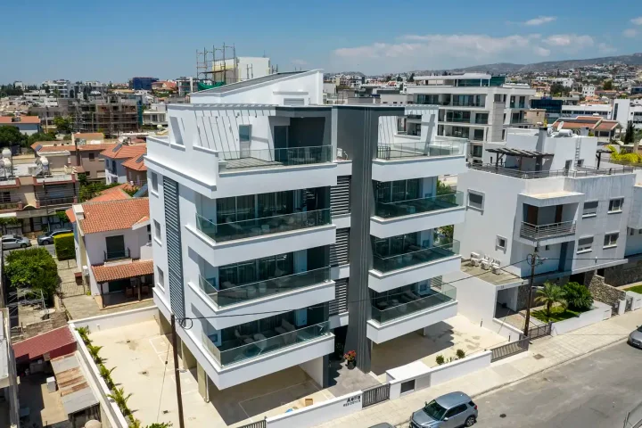 2-bedroom apartments for rent 80 m² in Limassol, Germasogeia Tourist Area