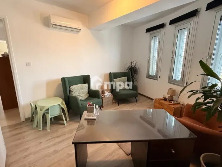 Office 140 m² for rent in Nicosia, Egkomi - Makedonitissa
