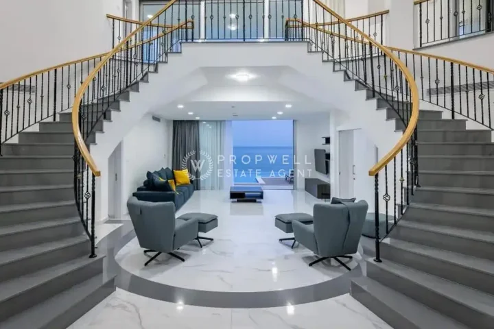 Вилла в аренду 360 м² в Larnaca, Agios Theodoros