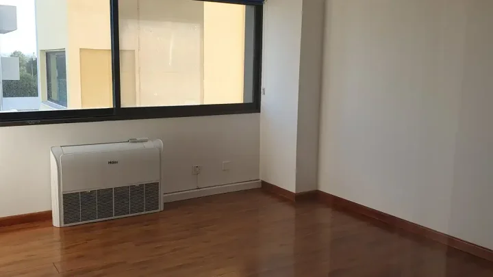 Office 150 m² for rent in Nicosia, Strovolos - Dasoupolis