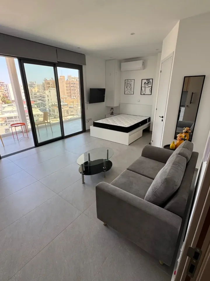 Studio for rent 55 m² in Larnaca, Larnaka - Finikoudes