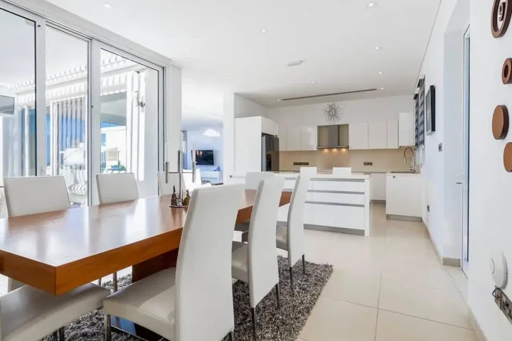 Detached house for rent 490 m² in Paphos, Pegeia